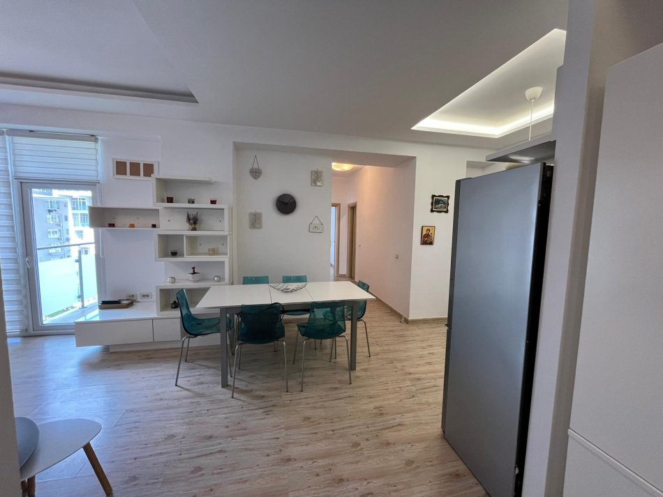 Tirane, shitet apartament 2+1 Kati 4, 112 m² 257.000 € (Kompleksi Kika 2, Komuna e Parisit)