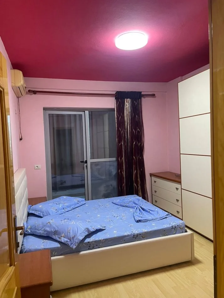 Tirane, Apartament 2+1 me qira Kati 2, 119 m² 500 € (Unaza e re)