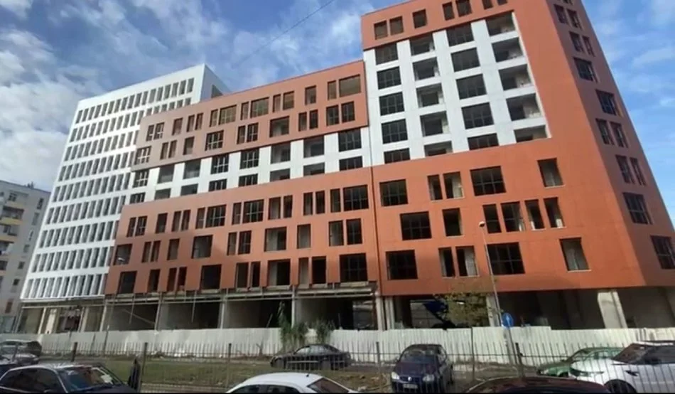 Tirane, shitet apartament 1+1 Kati 7, 79 m² 87.800 € (Astir)