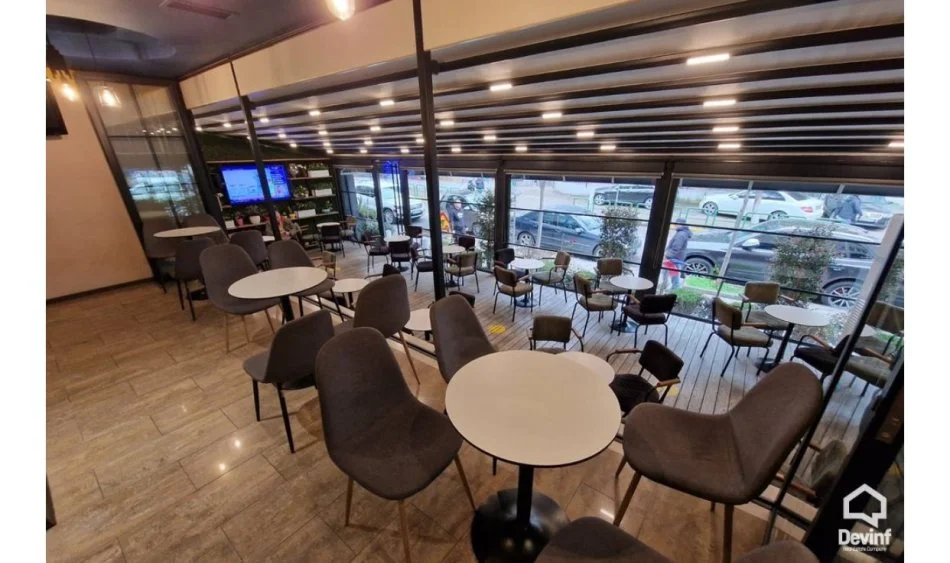 Tirane, jepet me qera dyqan Kati 0, 182 m² 2.000 € (Odhise Paskali)