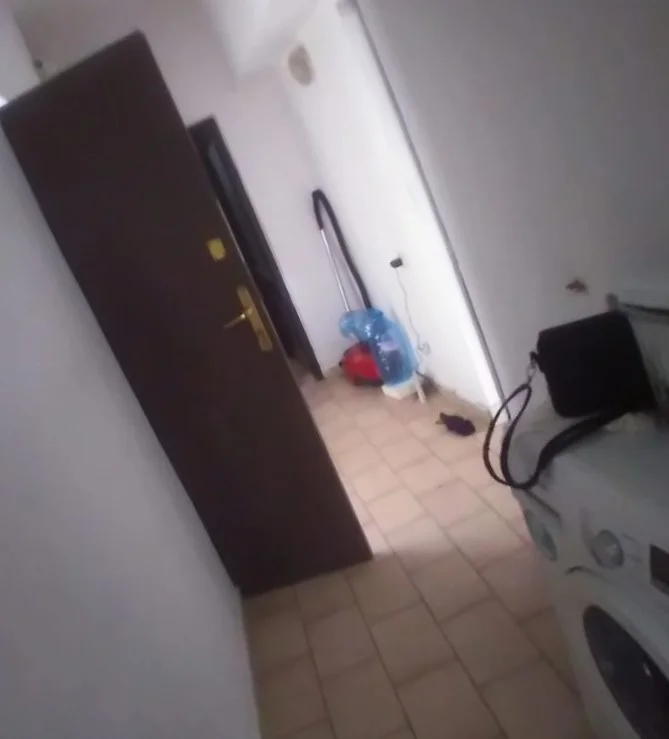 Tirane, shitet apartament 1+1 Kati 2, 64 m² 110.000 € (Rr Kavajes)