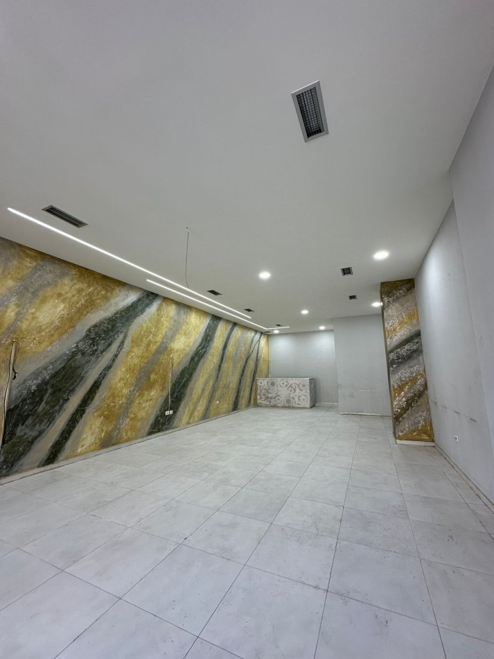 Tirane, jepet per shitje ose qera ambjent biznesi Kati 0, 85 m² 450 € (rrethrotullimi bathores)