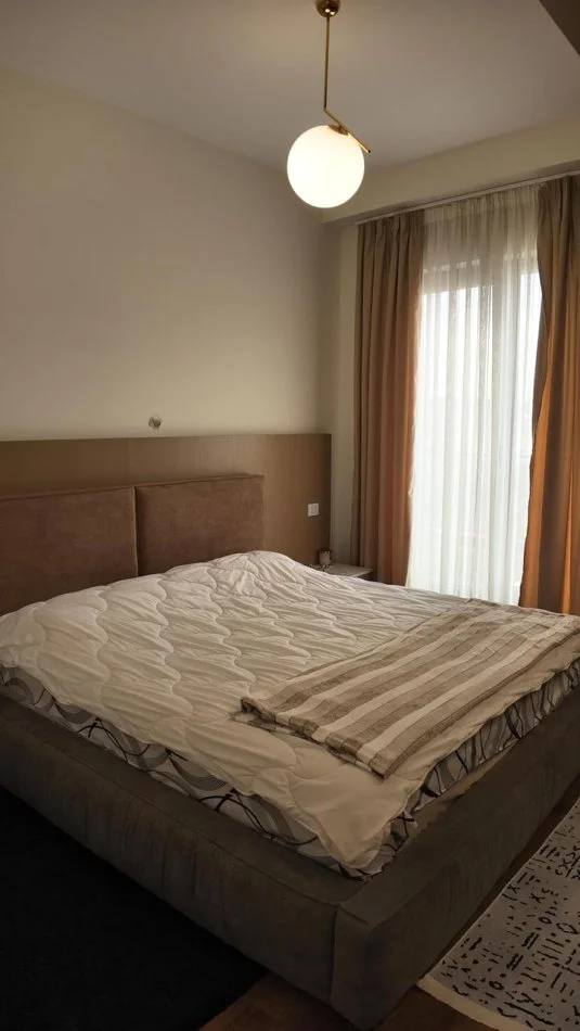 Tirane, shitet apartament 2+1 Kati 8, 132 m² 290.000 € (Pazari i ri)