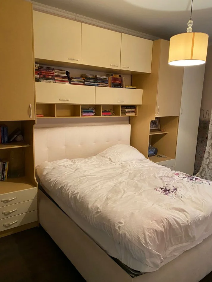 Tirane, jepet me qera apartament 2+1 Kati 2, 115 m² 700 € (Komuna Parisit)