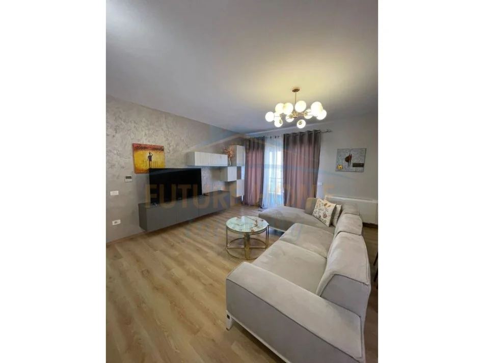 Tirane, jepet me qera apartament 2+1 Kati 6, 110 m² 1.200 € (Rruga e Kavajes)