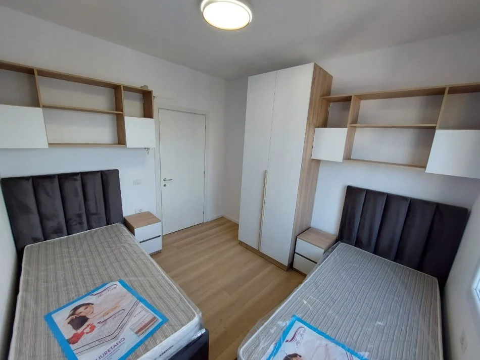 Tirane, jepet me qera apartament 2+1+Ballkon Kati 9, 73 m² 650 € (Dritan Hoxha)