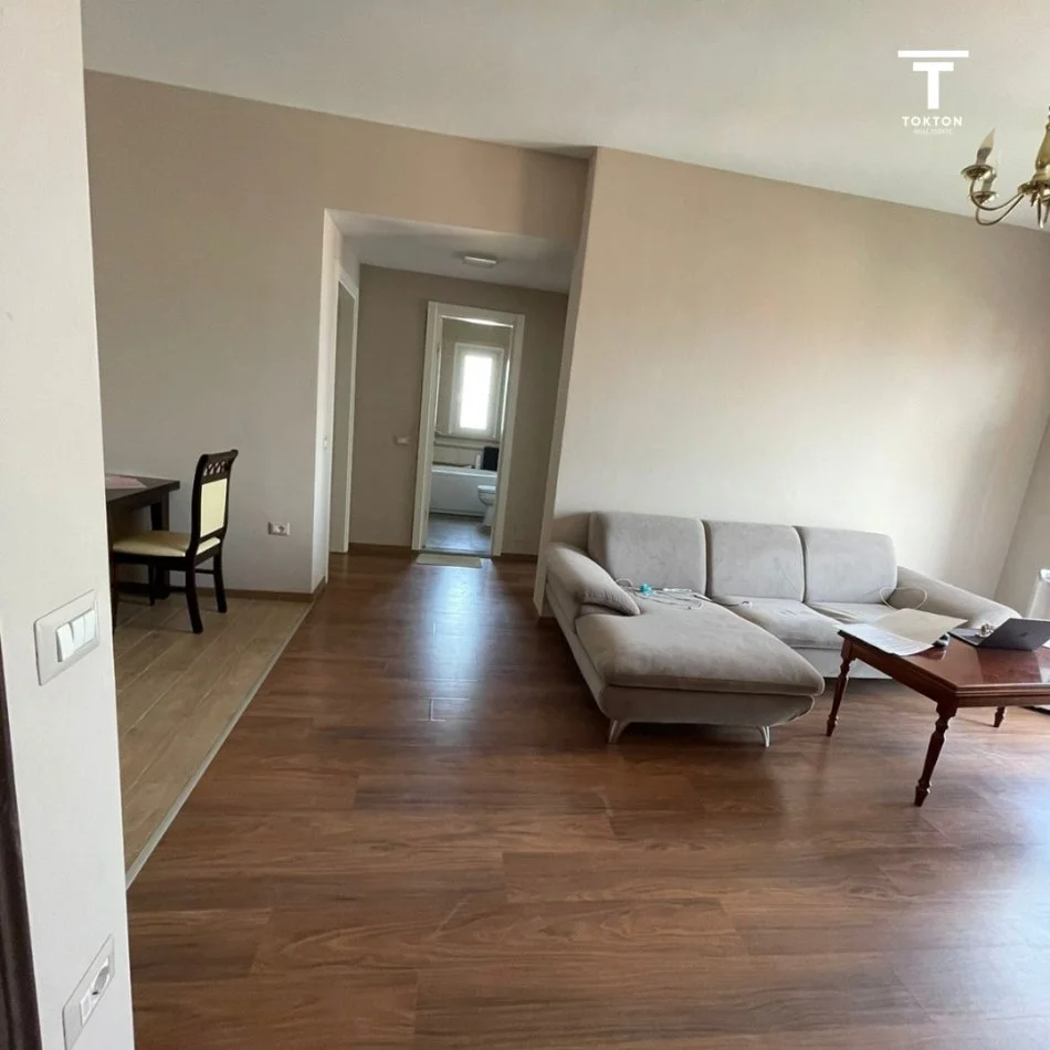 Tirane, shitet apartament 2+1+Ballkon Kati 3, 105 m² 103.000 € (SELITE E VOGEL)