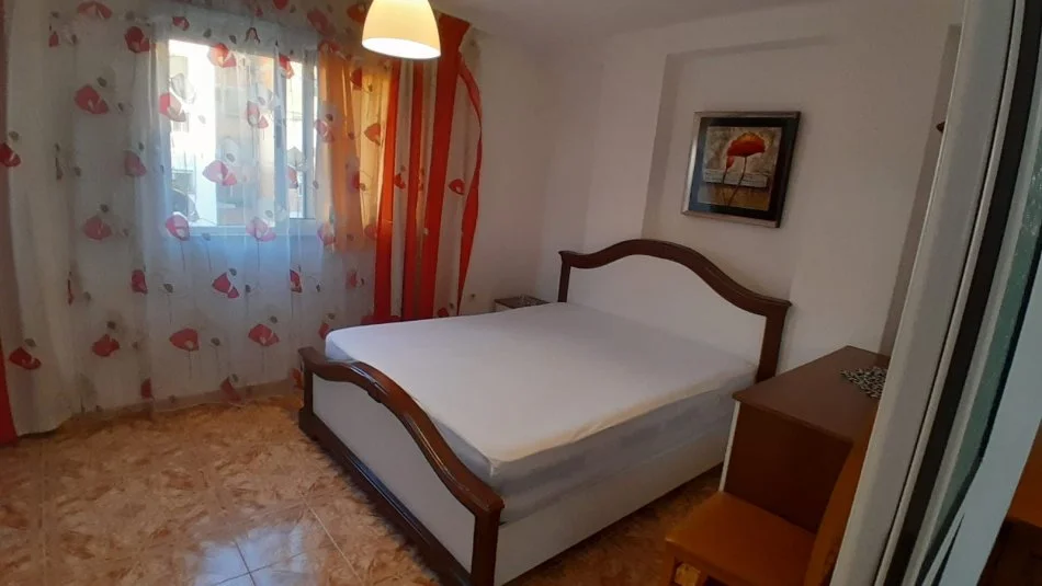 Tirane, Apartament 1+1 me qira tek Rruga Elbasanit 39 000 Leke