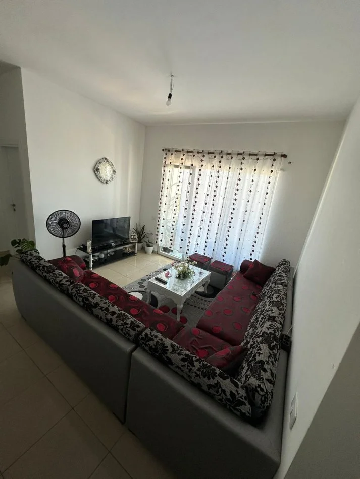 Tirane, jepet me qera apartament 2+1+Ballkon Kati 6, 80 m² 400 € (Kamez)