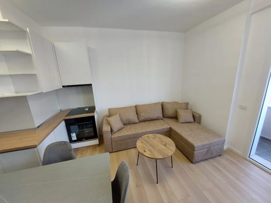 Tirane, jepet me qera apartament 2+1 Kati 4, 80 m² 650 € (RRUGA DRITAN HOXHA)