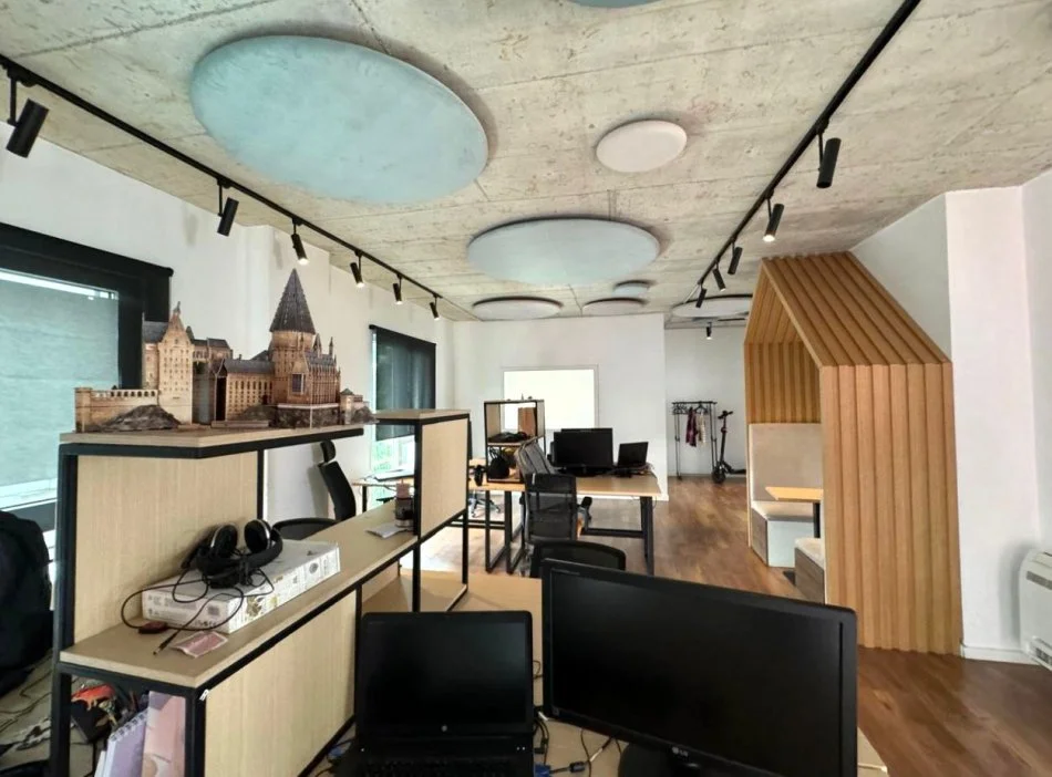 Ambient biznesi modern për qira tek Rruga e Elbasanit !