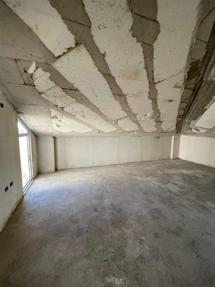 shitet Papafingo , 2+1, 144 m² 122.000 € (Fresku) TT 1136