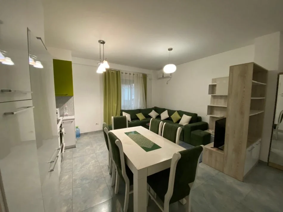Tirane, jepet me qera apartament 1+1 Kati 3, 67 m² 400 € (Liqeni i Thate)