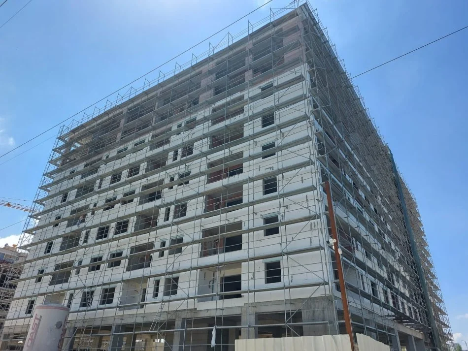Tirane, shes apartament 2+1+Ballkon Kati 8, 86 m² 95.000 € (Unaza e Re Paskuqan)