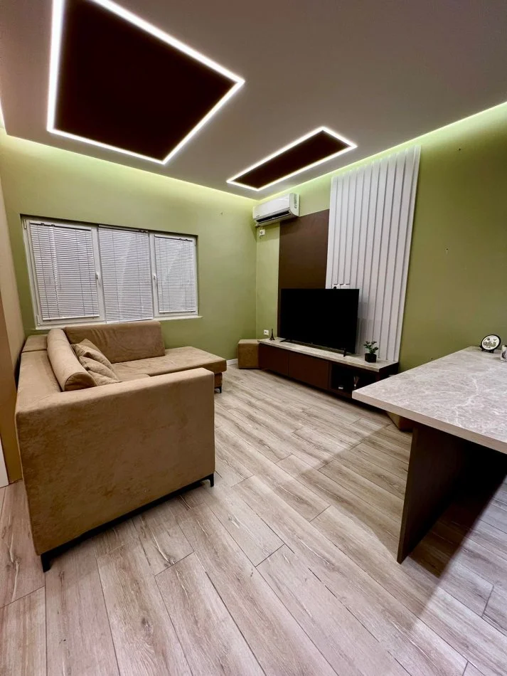 Tirane, shitet apartament 1+1+Ballkon Kati 6, 49 m² (Rruga Hoxha Tahsim)