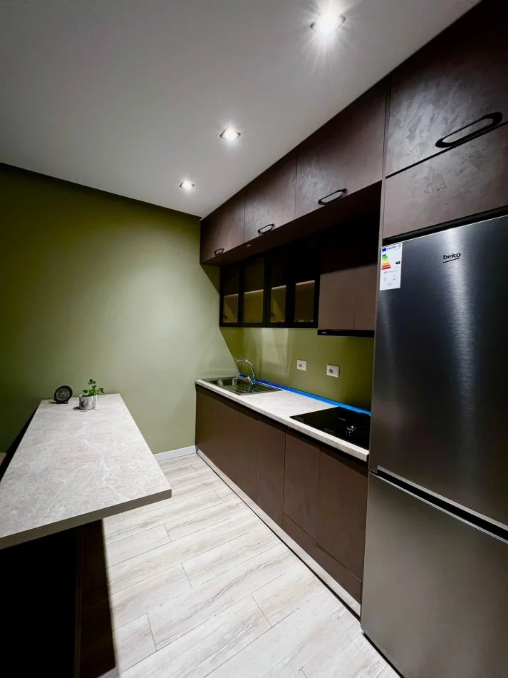 Tirane, shitet apartament 1+1+Ballkon Kati 6, 49 m² (Rruga Hoxha Tahsim)