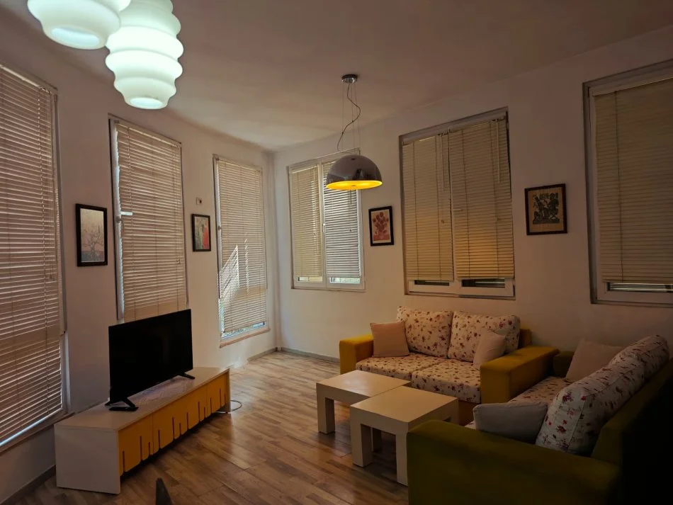 Tirane, Apartament 3+1 me qira Kati 2, 130 m² 700 € (Kodra e Diellit)