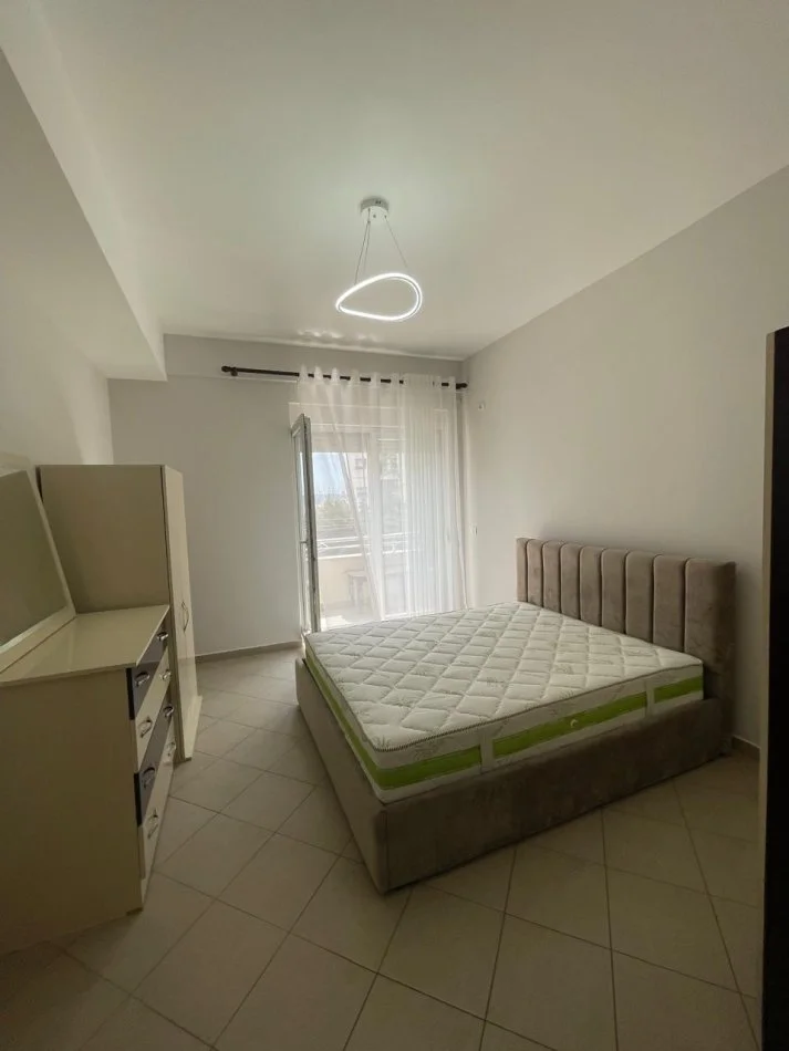 Tirane, shitet apartament 2+1 Kati 3, 97 m² 125.000 € (Fresku) TT 1147