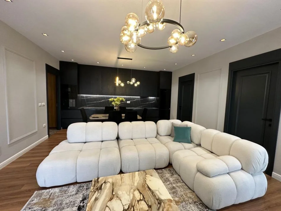 Apartament Modern 3+1+Post Parkimi me Qira tek Tirana Garden Building!