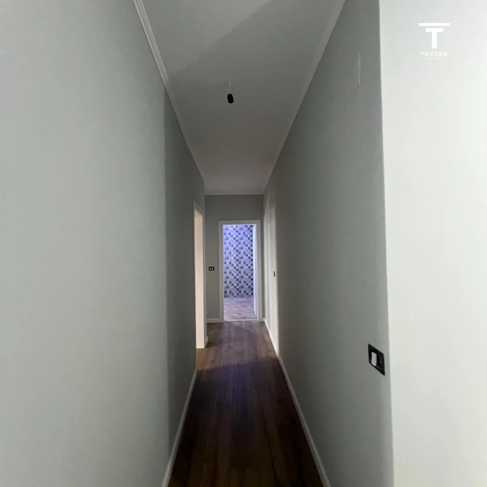 Tirane, shitet apartament 2+1 Kati 4, 124 m² 130.000 € (FRESK)