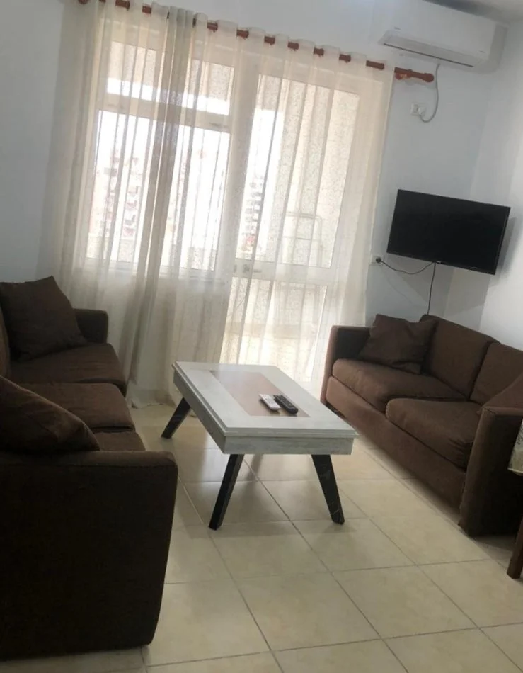 Tirane, jepet me qera apartament 1+1+Ballkon Kati 8, 80 m² 350 € (Astir)