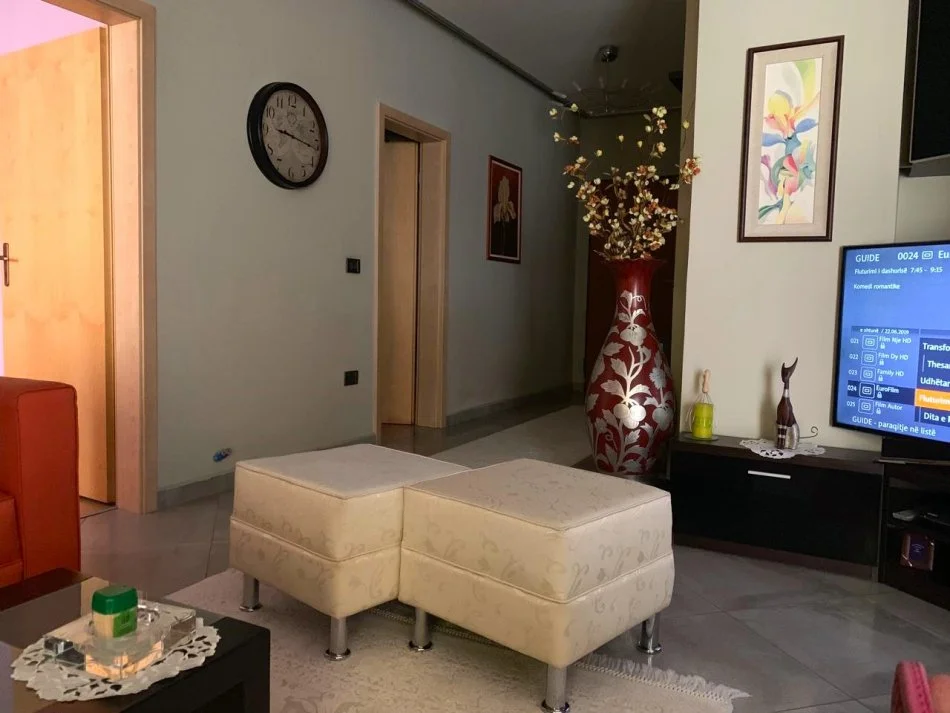 Tirane, shitet apartament 2+1 Kati 5, 100 m² 134.000 € (Fresk)