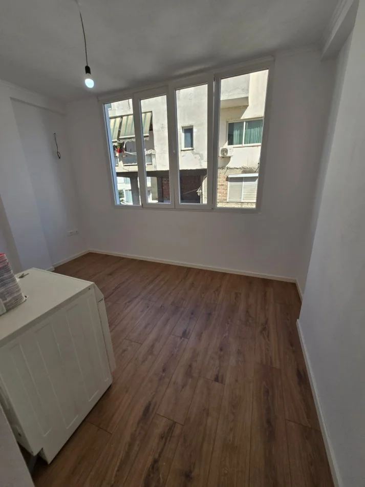 SHITET, APARTAMENT 2+1, RRUGA E E LBASANIT. TIRANË, 160,000 EURO