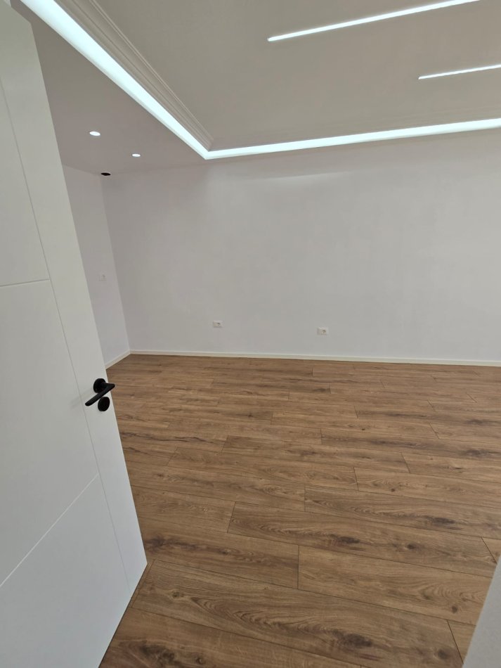 Tirane, shitet apartament 2+1 Kati 3, 73 m² 173.000 € (Prane Ambasades Amerikane)