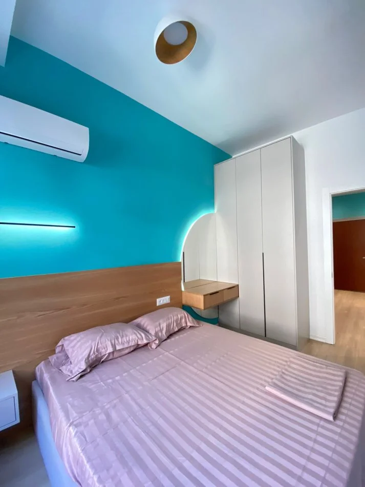 Tirane, jepet me qera apartament 1+1+Ballkon Kati 2, 48 m² 600 € (RRUGA BILL KLINTON)