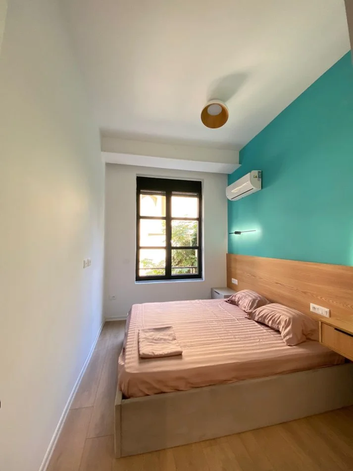 Tirane, jepet me qera apartament 1+1+Ballkon Kati 2, 48 m² 600 € (RRUGA BILL KLINTON)