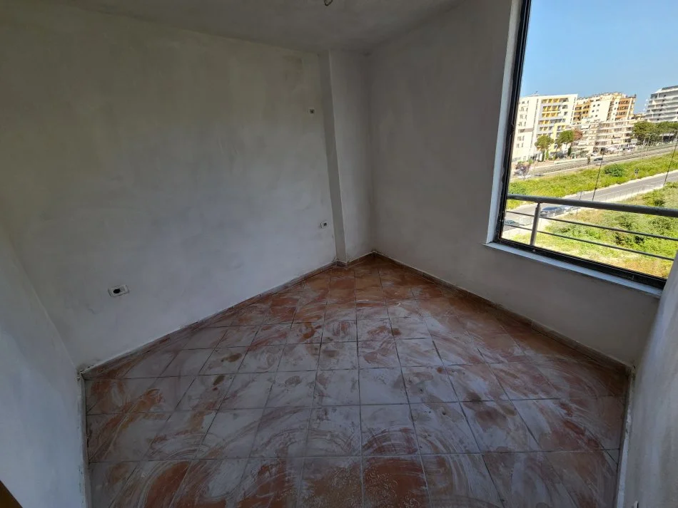 Durres, shitet apartament 1+1 Kati 4, 54 m² 42.000 € (Shkembi Kavajes)