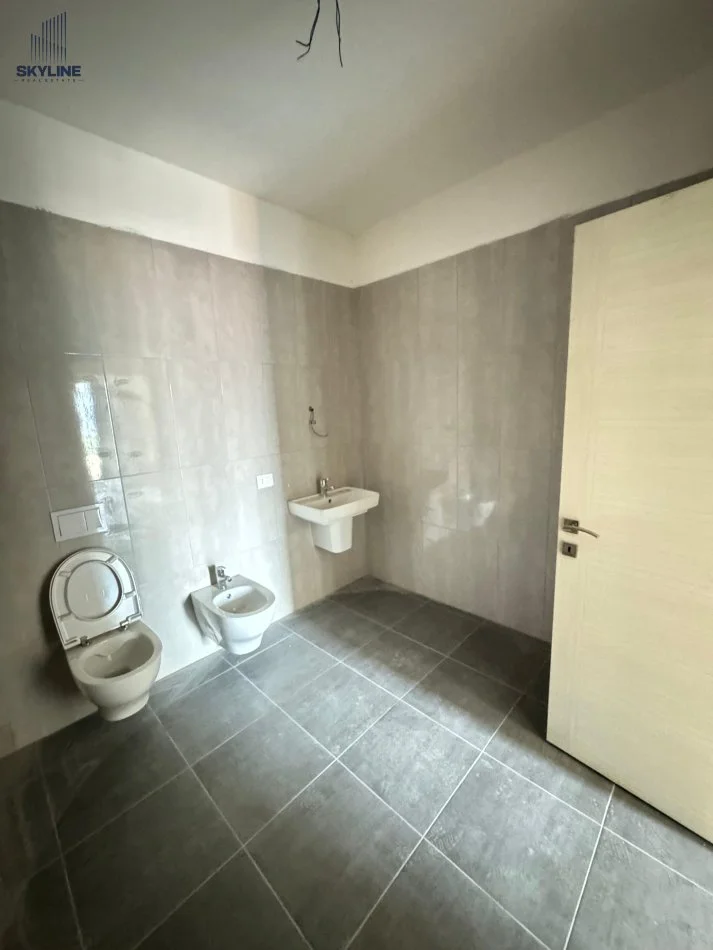 Tirane, shitet apartament 2+1 Kati 7, 108 m² 140.400 € (prane doganes, Astir)