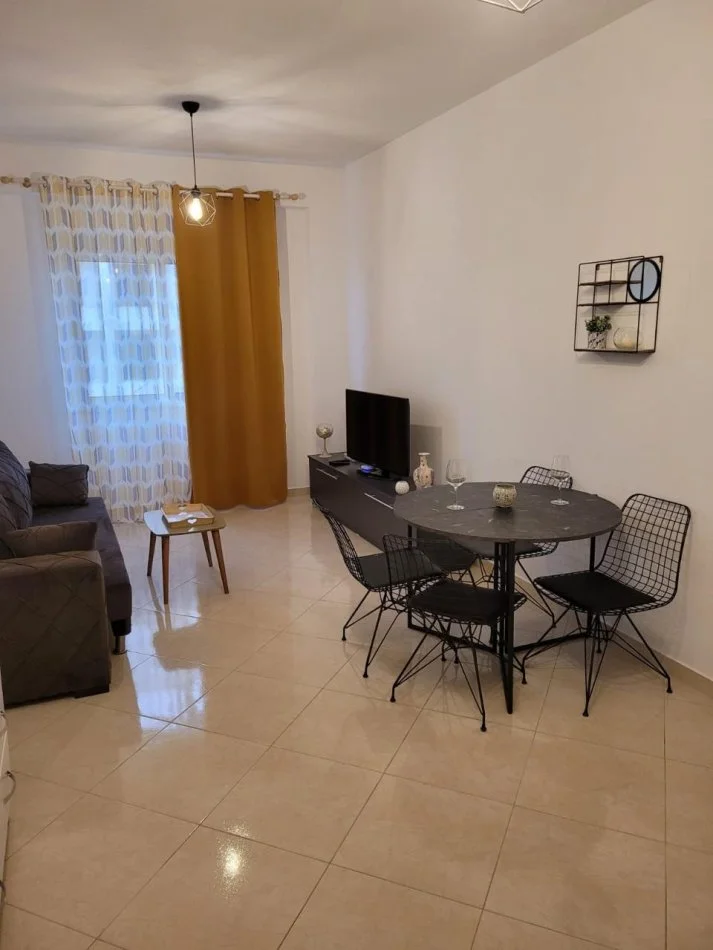 Durres, shitet apartament 1+1+Ballkon Kati 6, 61 m² 74.000 € (Rruga Pavaresie)