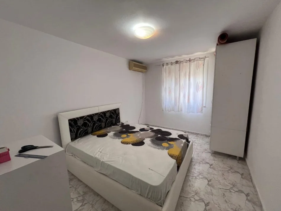 Tirane, shitet apartament 1+1 Kati 3, 50 m² 88.000 € (HOXHA TASIM)