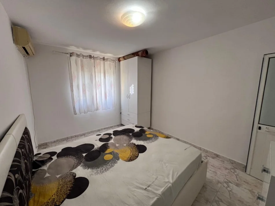 Tirane, shitet apartament 1+1 Kati 3, 50 m² 88.000 € (HOXHA TASIM)