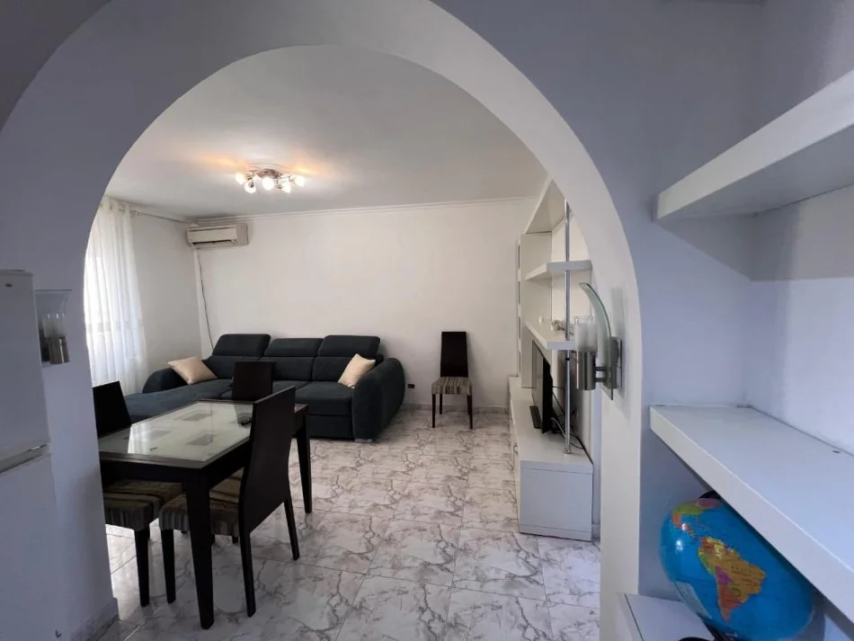 Tirane, shitet apartament 1+1 Kati 3, 50 m² 88.000 € (HOXHA TASIM)