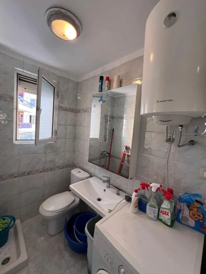 Tirane, shitet apartament 1+1 Kati 3, 50 m² 88.000 € (HOXHA TASIM)
