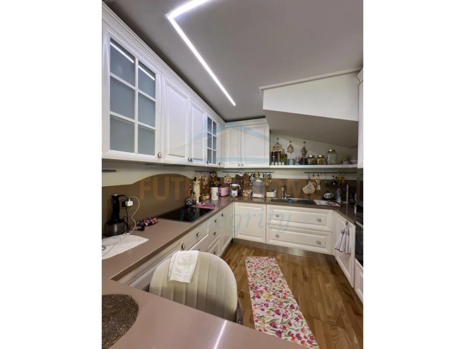 Tirane, shitet apartament duplex Dublex Kati 1, 182 m² 360000 € (Rezidenca Kodra E Diellit 2)