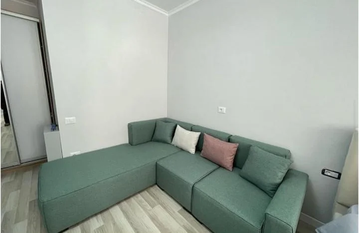Tirane, jepet me qera garsonier Kati 3, 40 m² 500 € (Ne Qender te Tiranes)