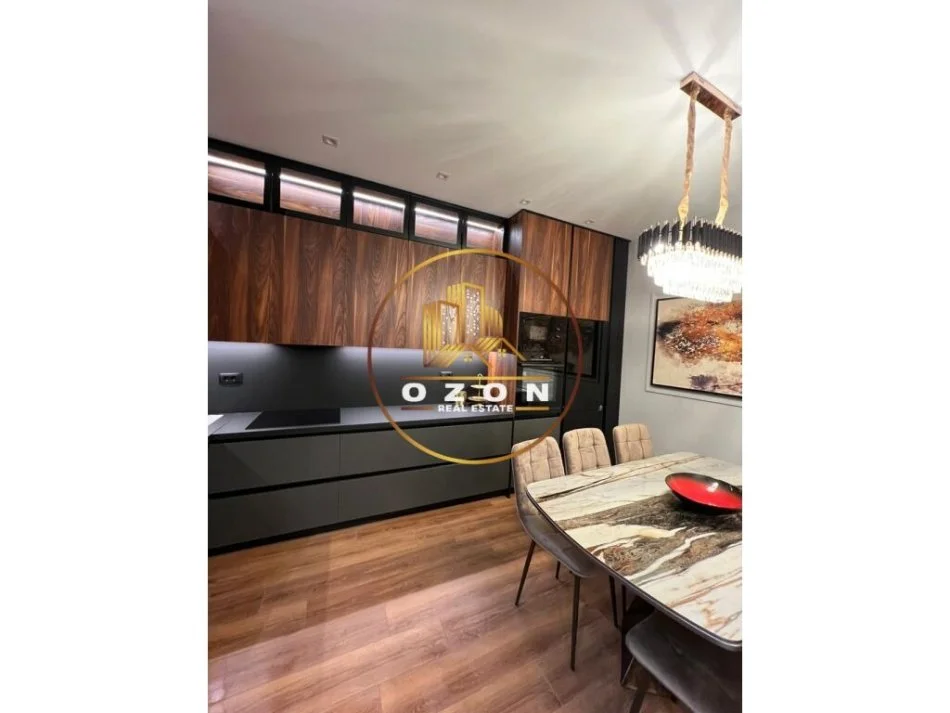 Apartament luksoz 2+1+2 për qira tek Secret Garden, TEG 1200 €!