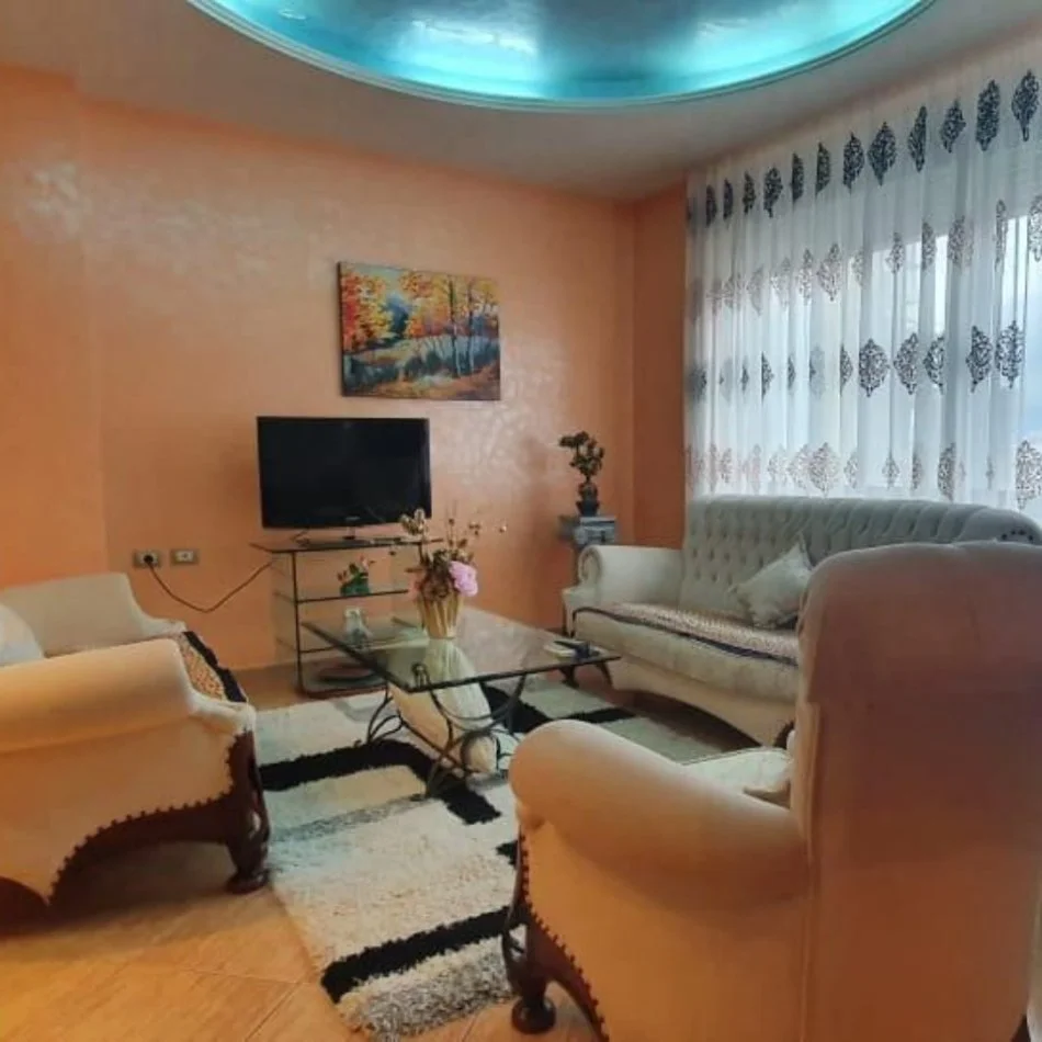 Tirane, jepet me qera apartament 1+1 Kati 9, 70 m² 600 € (RRUGA E KOSOVAREVE)