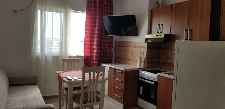 Tirane,Apartament 2+1 me qira  Kati 10, 72 m² 480 € ( Don Bosko)
