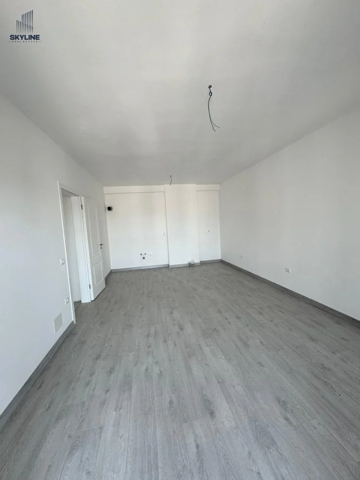 Tirane, shitet apartament 2+1+Ballkon Kati 9, 102 m² 130.000 € (Vila L)