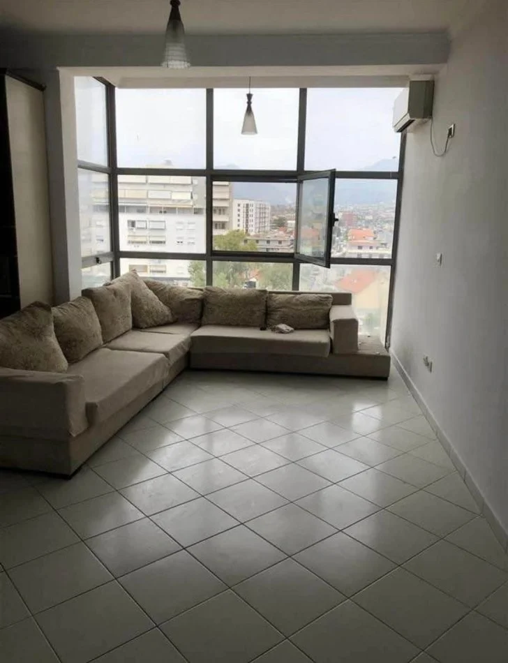 Tirane, shitet apartament 2+1+Ballkon Kati 5, 108 m² 118.000 € (rruga teodor keko)