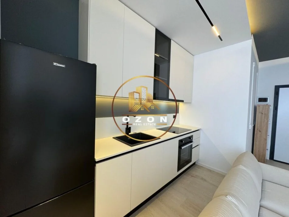 Apartament 1+1 modern për shitje tek Komuna e Parisit, me pamje të mrekullueshme të Kopshtit Botanik!