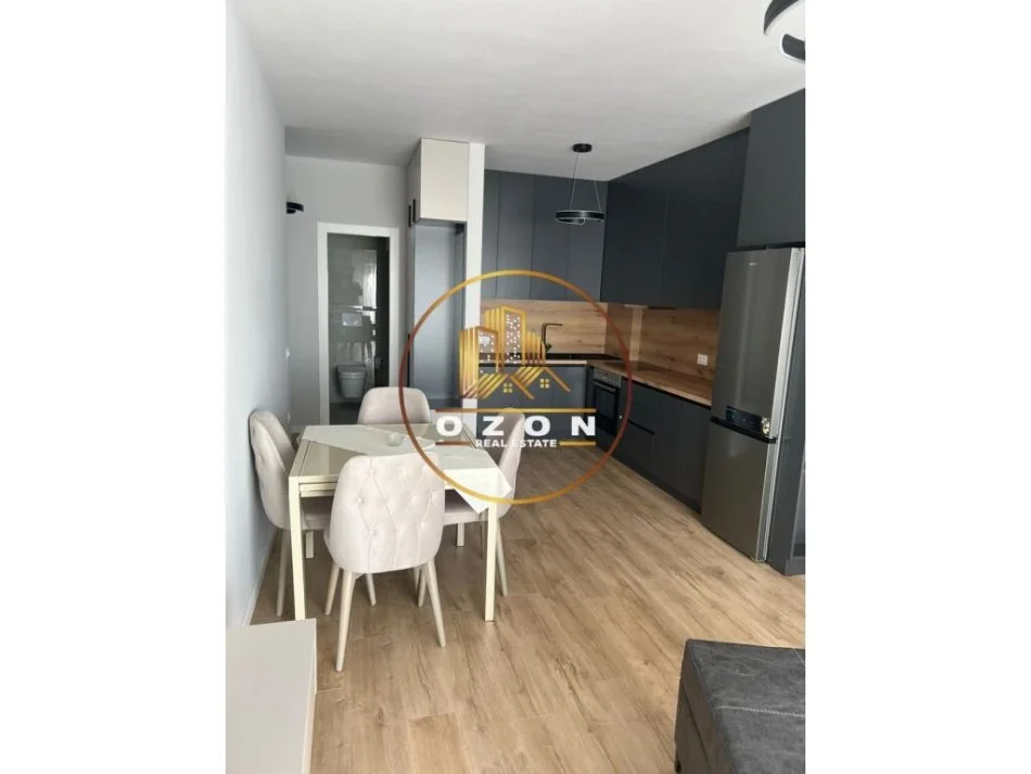 Jepet me Qira Apartament 1+1 tek Rruga e Dibrës!