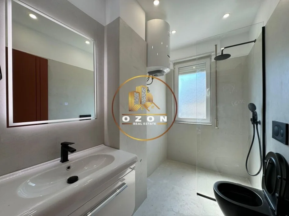 Super Apartament 1+1 Modern në Shitje pranë Kompleksit Olimpik, Komuna e Parisit!