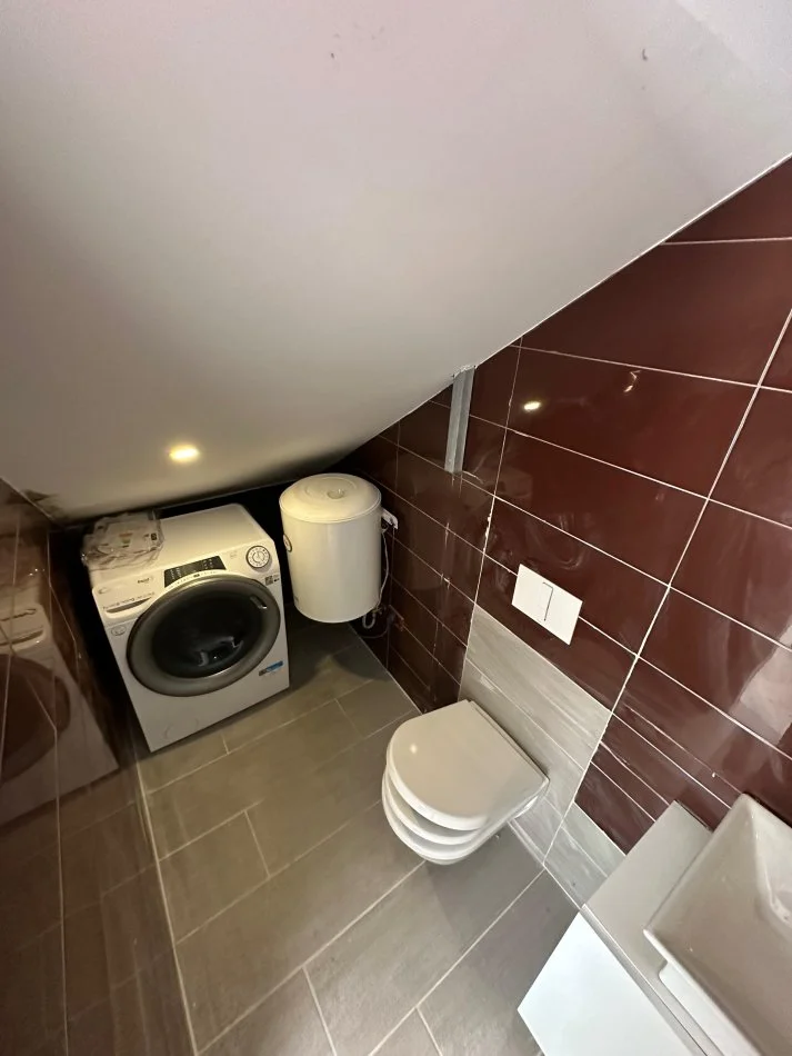 Tirane, shitet apartament duplex 2+1 Kati 0, 82 m² 85.000 € (Fresk)