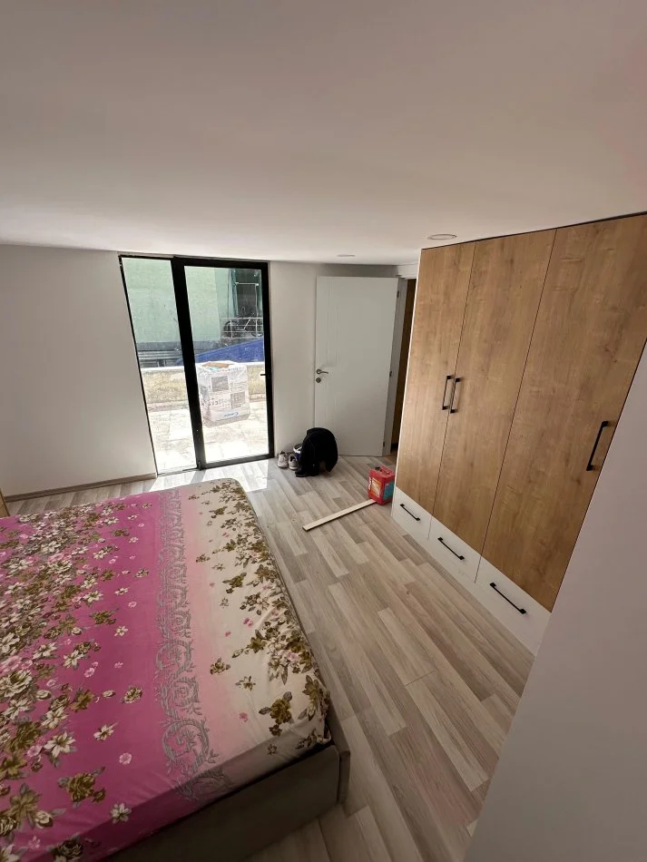 Tirane, shitet apartament duplex 2+1+Ballkon Kati 0, 82 m² 85.000 € (Rruga Dajti)
