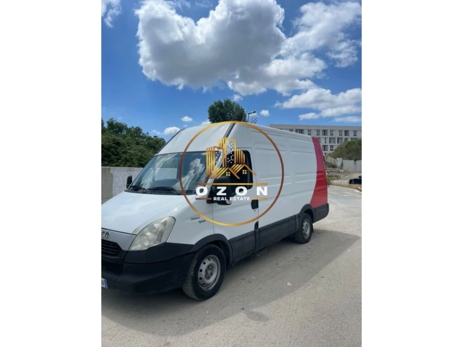 Shitet Furgon Iveco në Gjendje të Shkëlqyer - Ideal për Biznes 31,000 €uro!